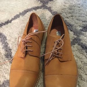 Men’s Tan Steve Madden Lace up Shoes size 10.5